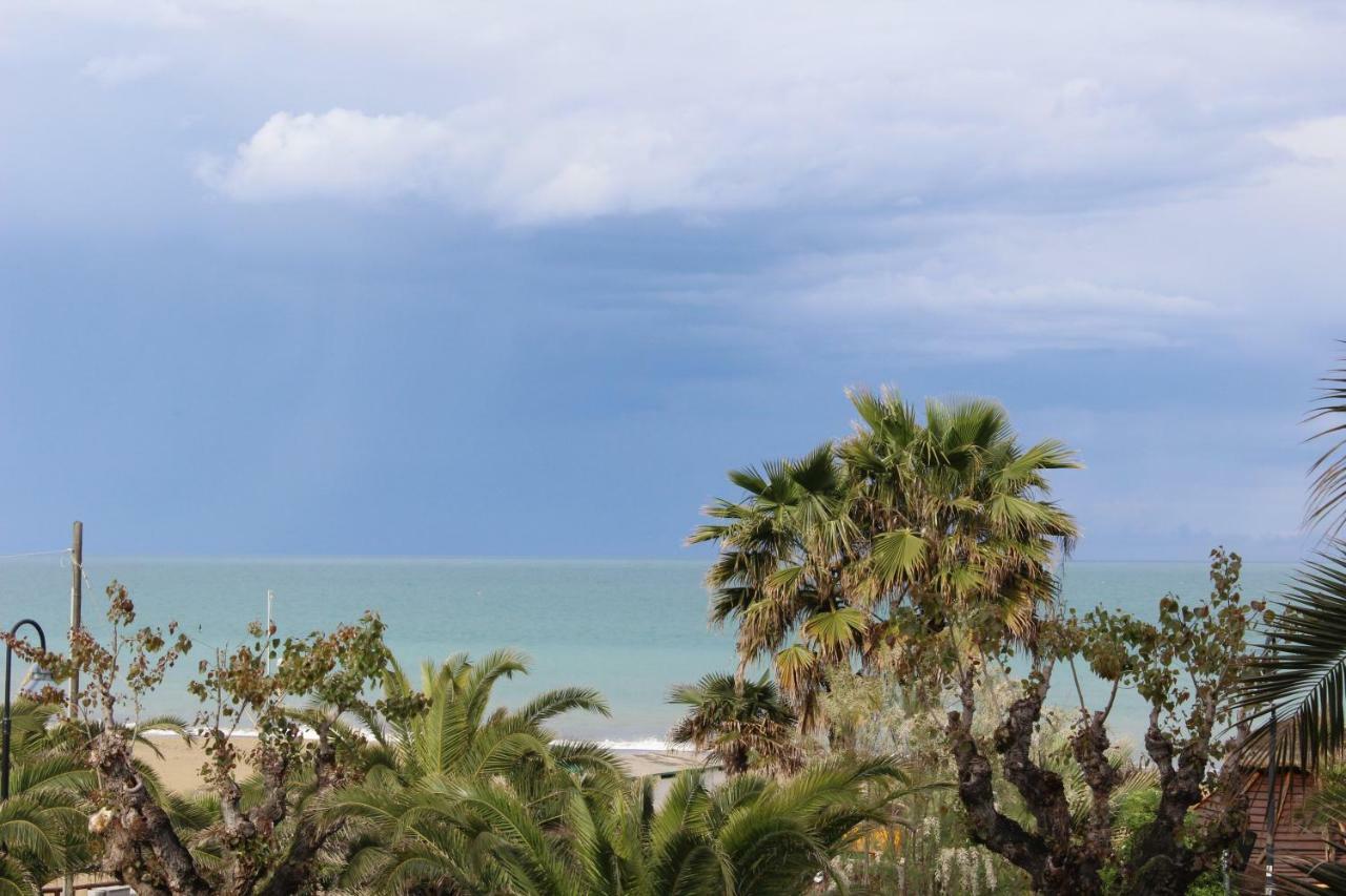 Sulmare Alba Adriatica Bed & Breakfast Dış mekan fotoğraf